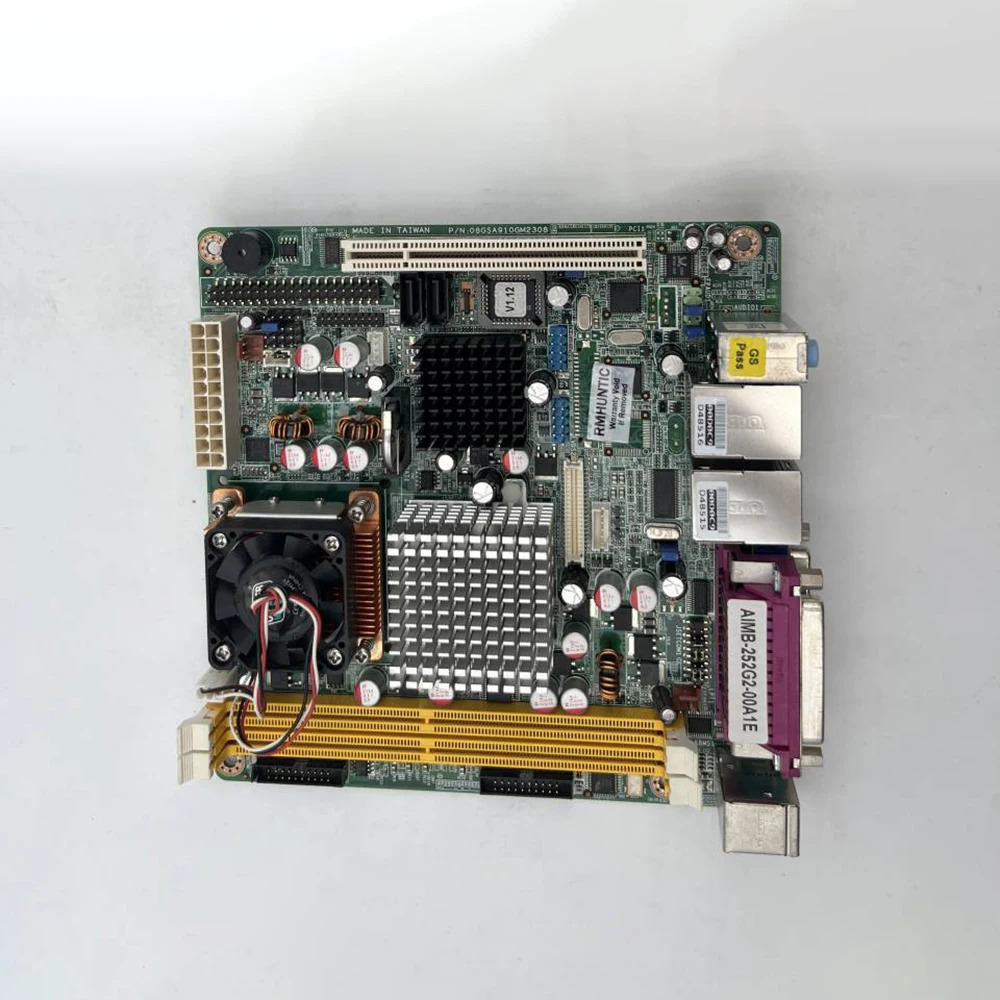 어드밴텍 산업Mini-ITX 마더보드경우 듀얼 네트워크 포트가 CF 카드를 지원 AIMB-252 AIMB-252G2 AIMB-252G2-00A1E