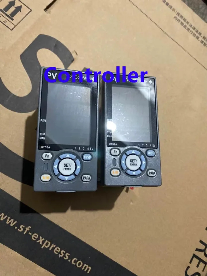 오리지널 컨트롤러 UT32A-010-10-00