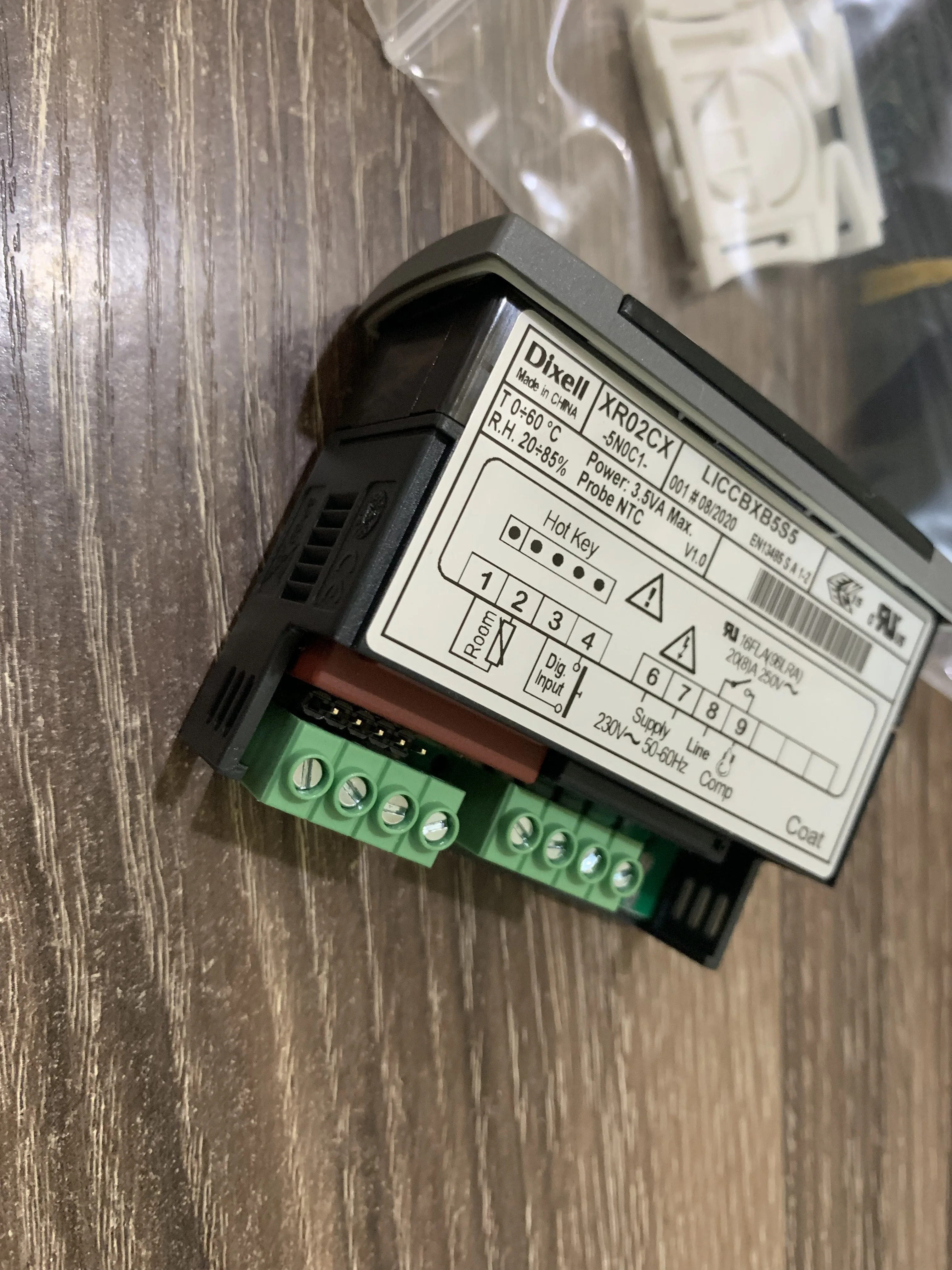 엘프 마이크로 컴퓨터 냉동 디스플레이 캐비닛 전온도조절기 XR02CX-5N0C1 XR02CX-5R0C1 교체