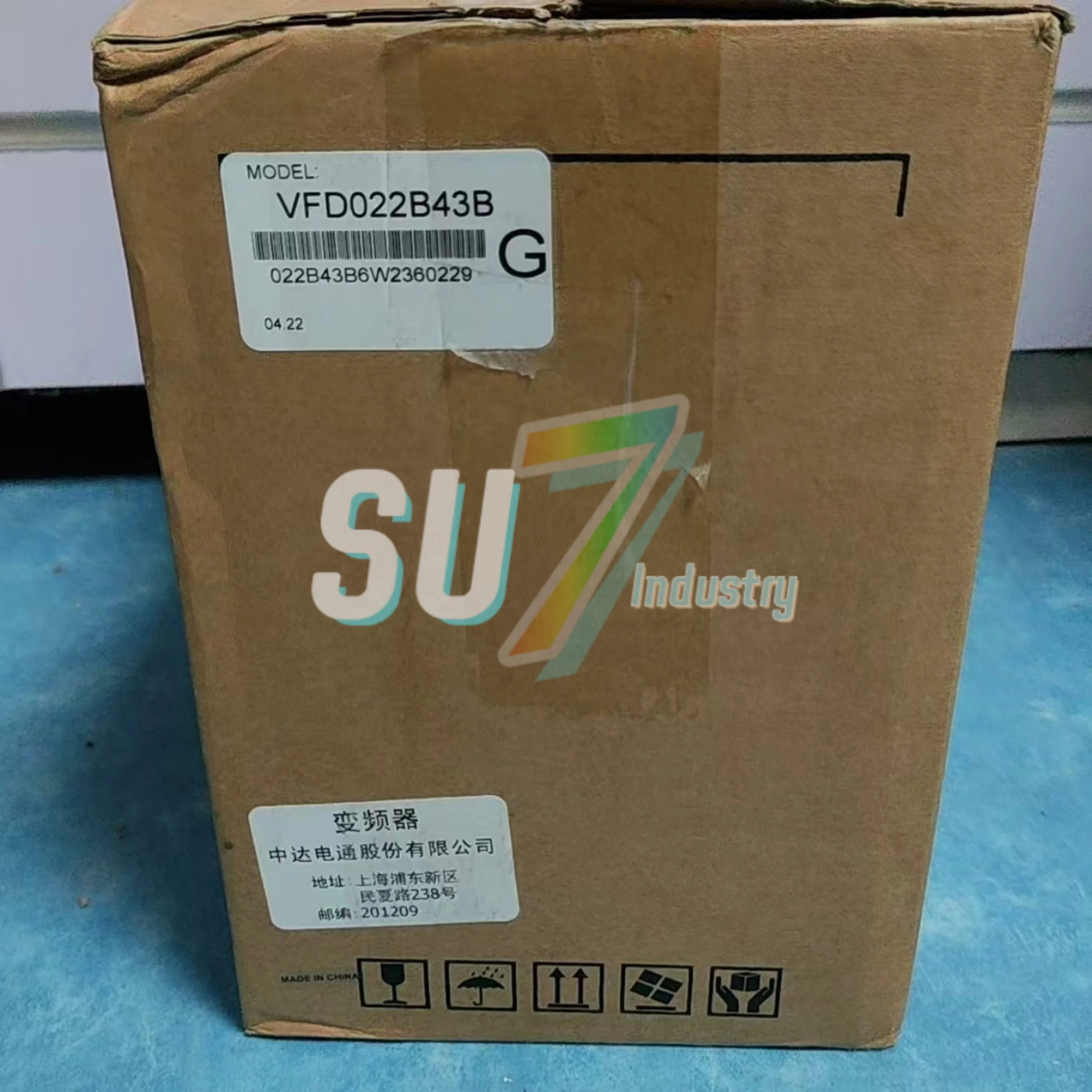 VFD022B43B VFD022E43A 주파수 변환기 새