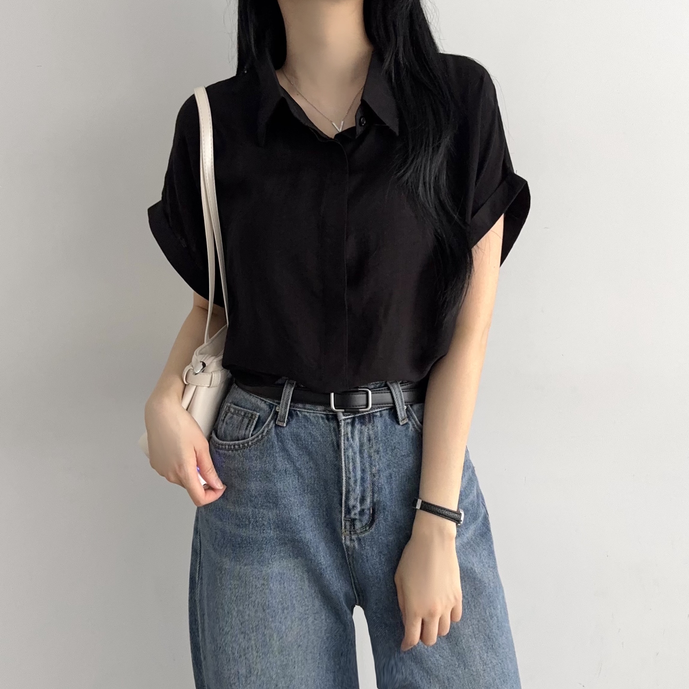 썸머 카라넥 루즈핏 히든버튼 밑단굴림 소매사선 팔뚝컷팅 군살커버 남방 반팔셔츠 - 상세 이미지 2