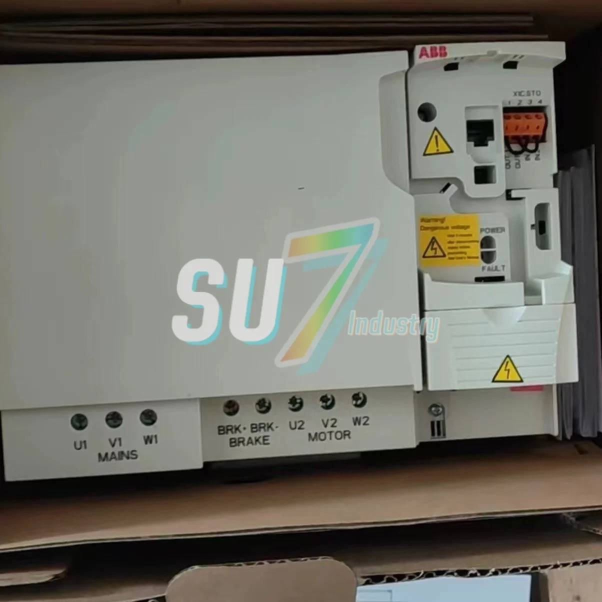 주파수 변환기 ACS355-03E-38A0-4 ACS355-03E-44A0-4 새