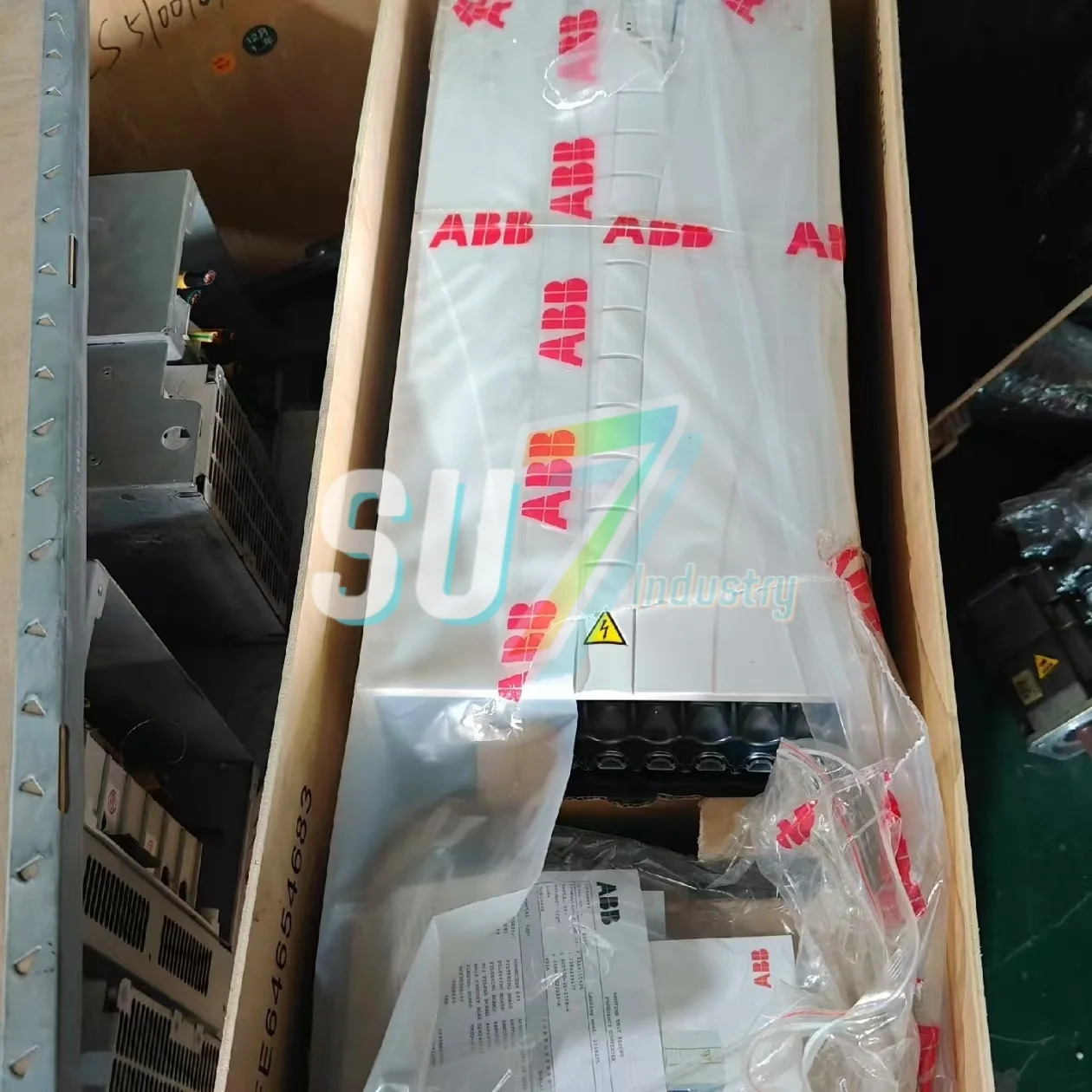 주파수 변환기 ACS510-01-246A-4 ACS510-01-290A-4 원본