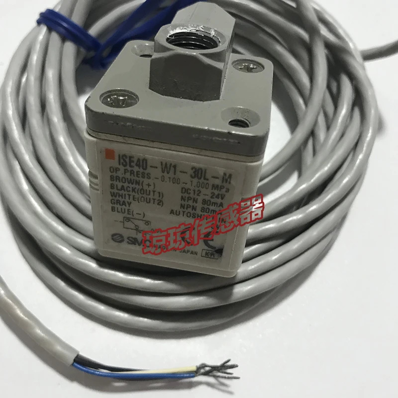 SMC 디지털 압력 스위치 센서 ISE40-W1-30L-M W1-30L W1-30 W1-30-M