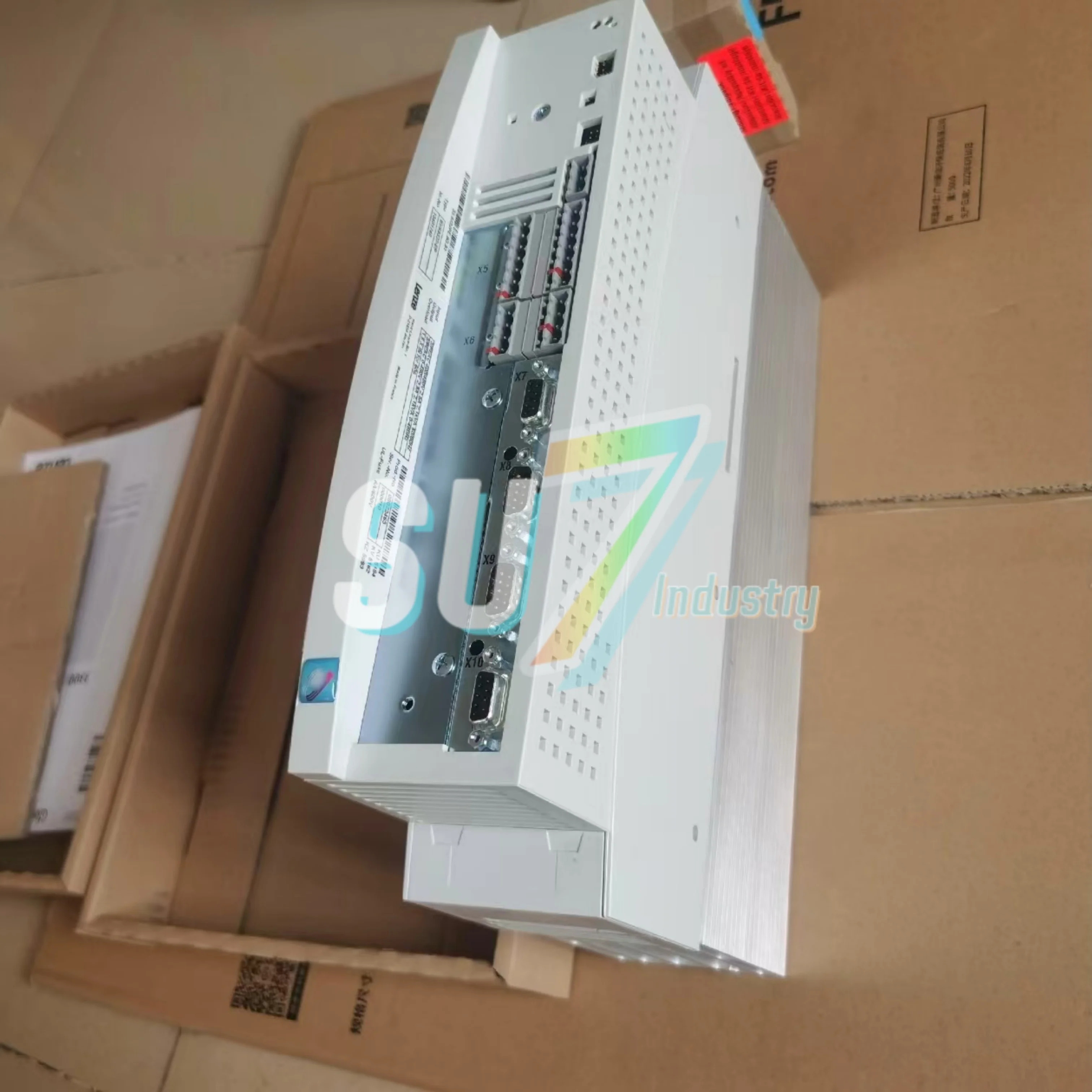 서보 드라이버 EVS9322-ES EVS9322-EP EVS9322-EK EVS9322-EIV907 EVS9322-EI EVF9322-EVV004 EVS9322-ET 원본