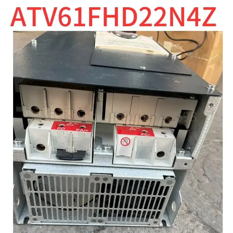 리퍼 ATV61FHD22N4Z ATV61F 시리즈 22KW 인버터