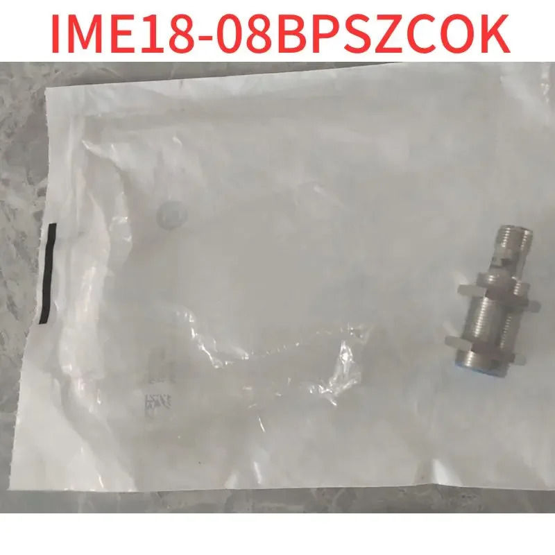 자기 센서 IME18-08BPSZCOK