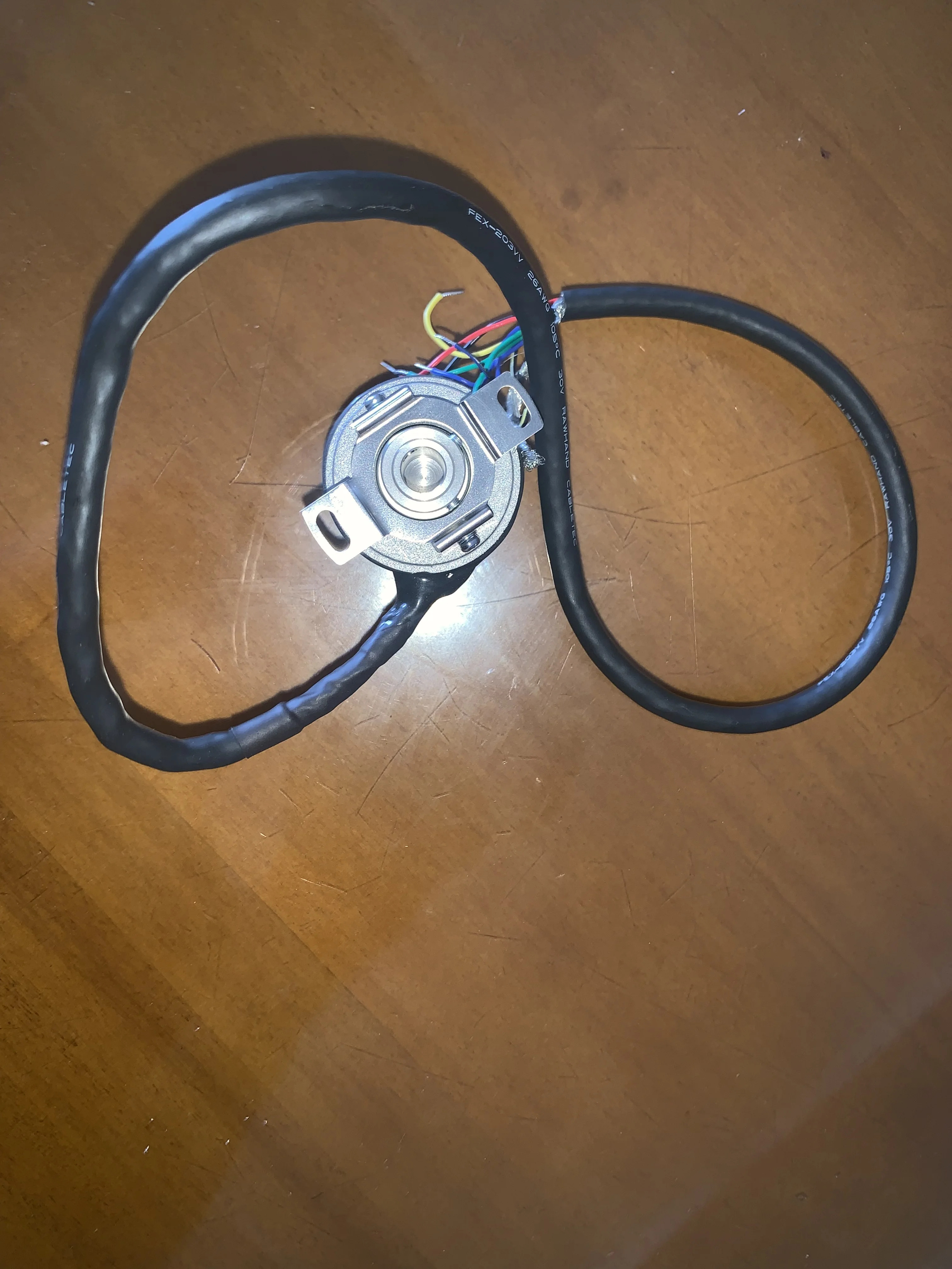 E135H8-2500-4P3D5N3TSI 교체서보모터 인코더 E135H8-2500-4P3D5N3TSQ Inovance Huichuan