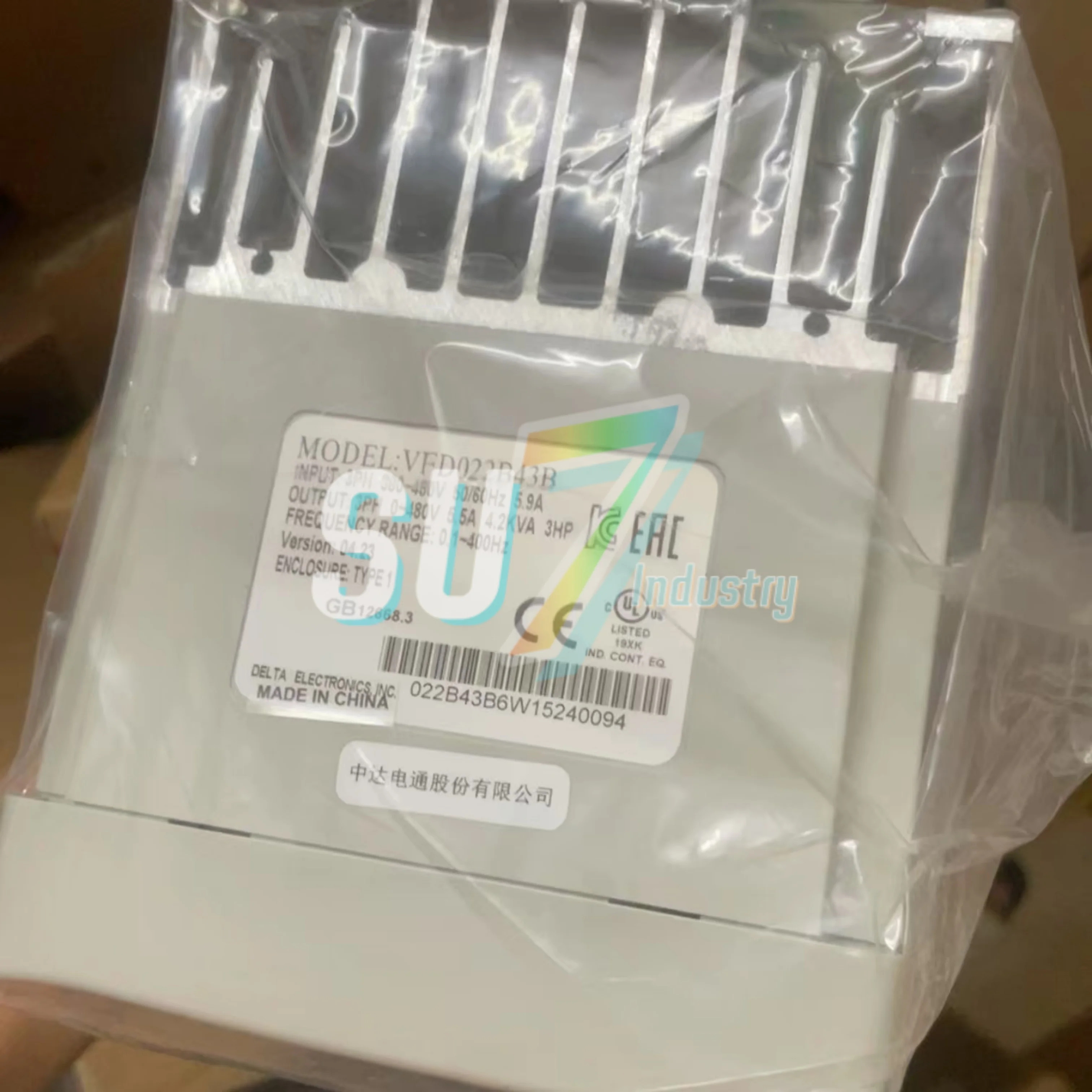 VFD022B43B VFD022E43A 주파수 변환기 새