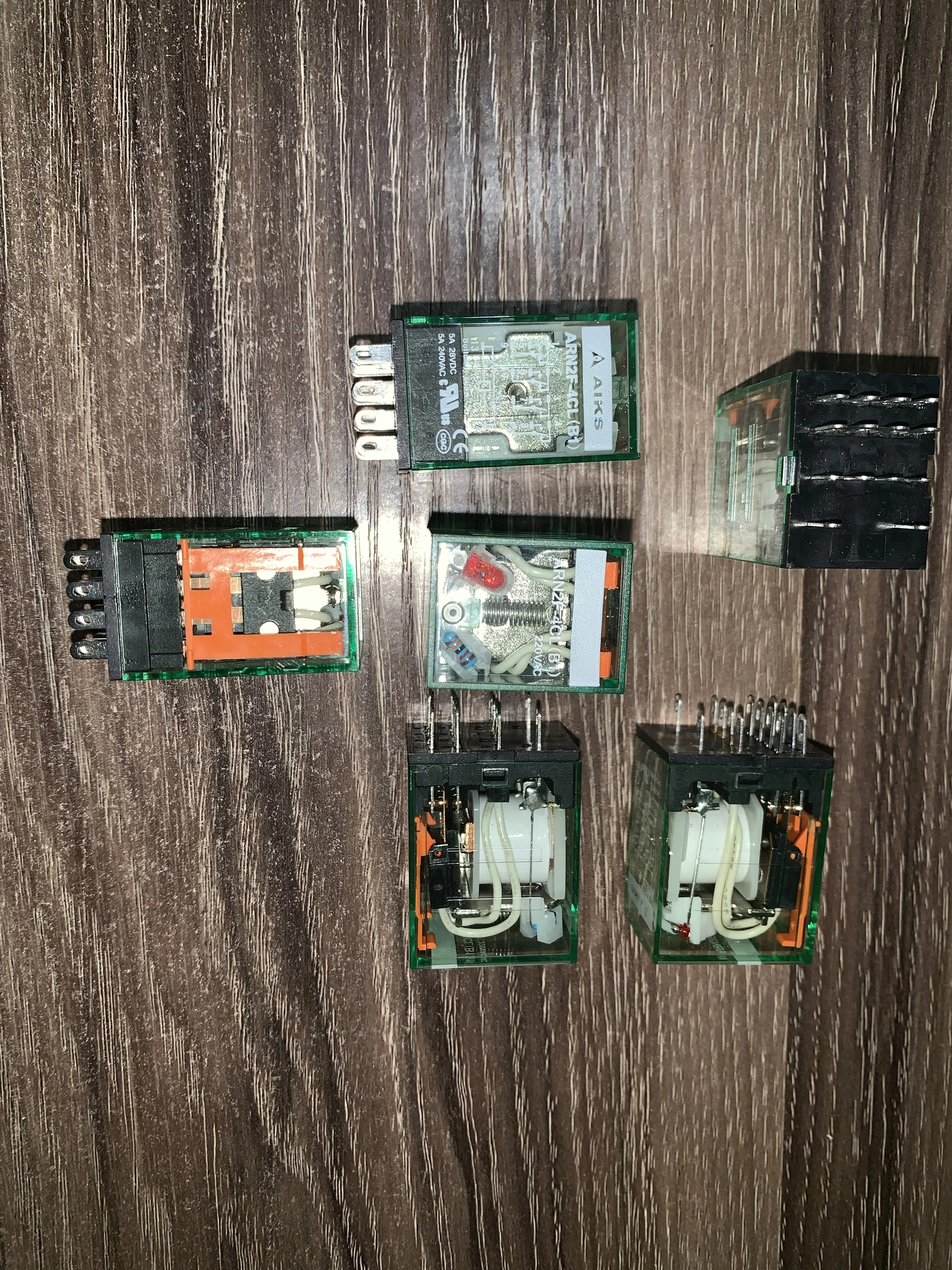 AIKS 릴레이 ARN2F-4CL AC220V5A 교체품 HH54P RXM4AB2BD JZX-22F