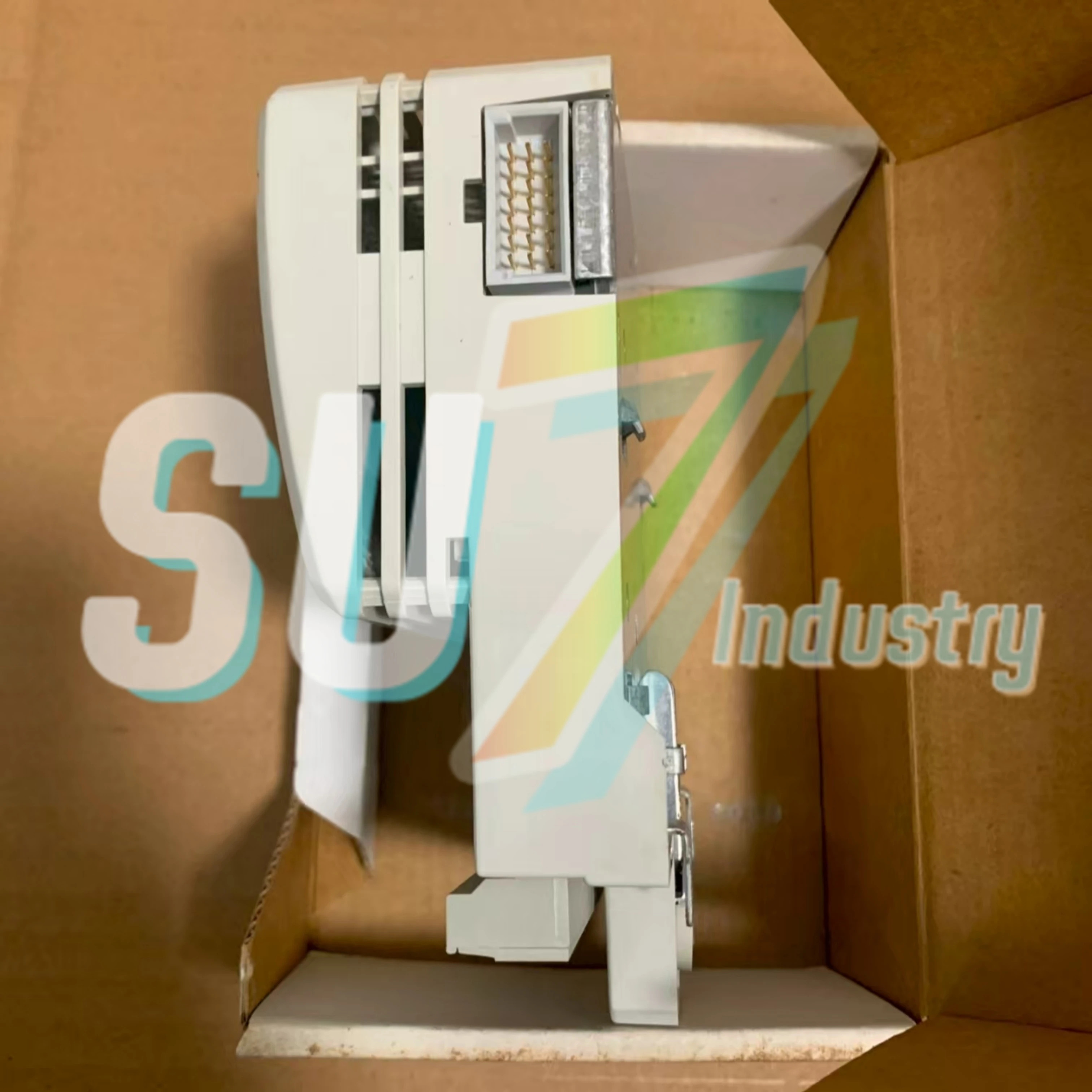 PLC 모듈 DC532 1SAP240100R0001 DI801 3BSE020508R1 DI802 3BSE022360R1 DI803 3BSE022362R1 내 새
