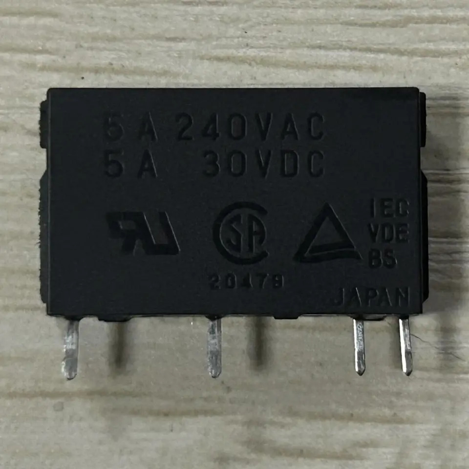 후지 릴레이 RB105-DE DC24V 24V 5A 4핀 QW신