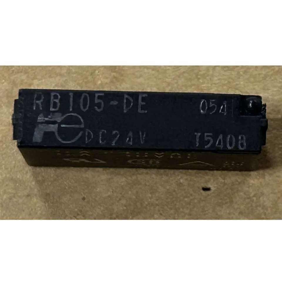 후지 릴레이 RB105-DE DC24V 24V 5A 4핀 QW신
