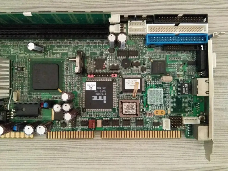 리퍼 NEXCOM PEAK715VL-HTLF