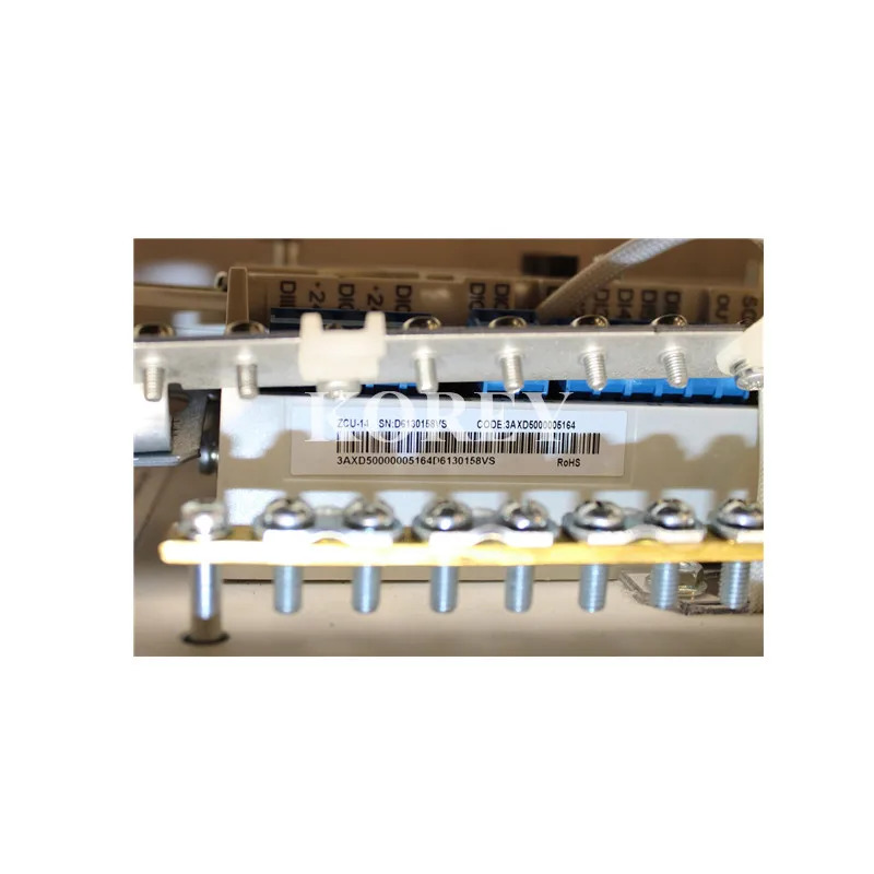 ZCU-14 ACS880 I/O 인터페이스 보드 제어 3AXD50000005164 상태