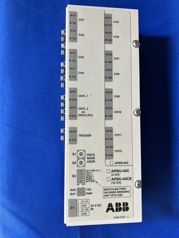 ABB 주파수 변환기 ACS800 섬유 분배 보드 APBU-44C 6468 8391 C 오리지널 리퍼 포장