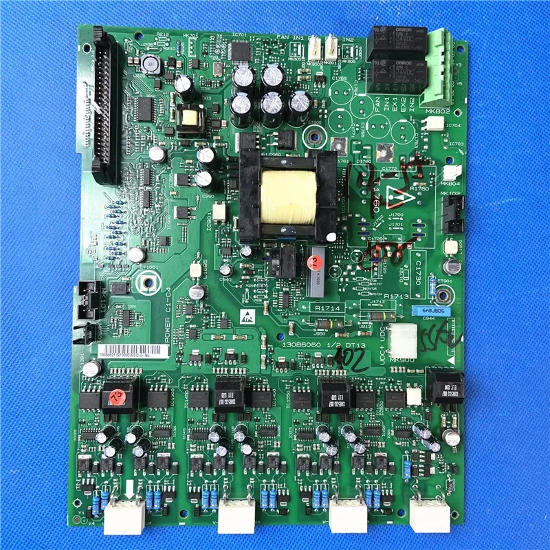 주파수 변환기 1/2 메드라이브 전원 보드 FC102 202 45-55-75-90KW 130B6060