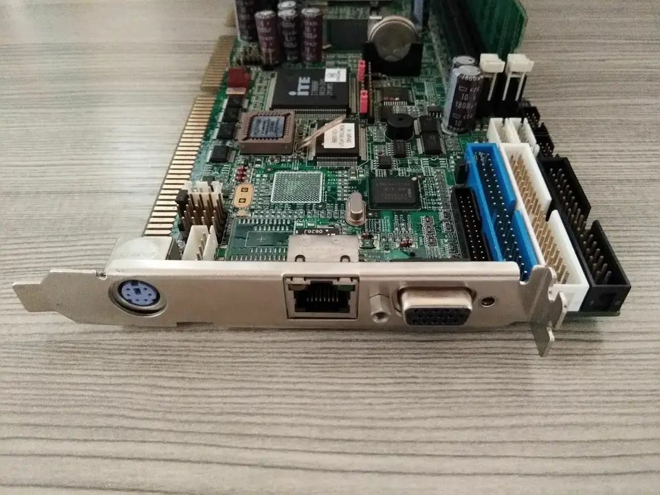 리퍼 NEXCOM PEAK715VL-HTLF