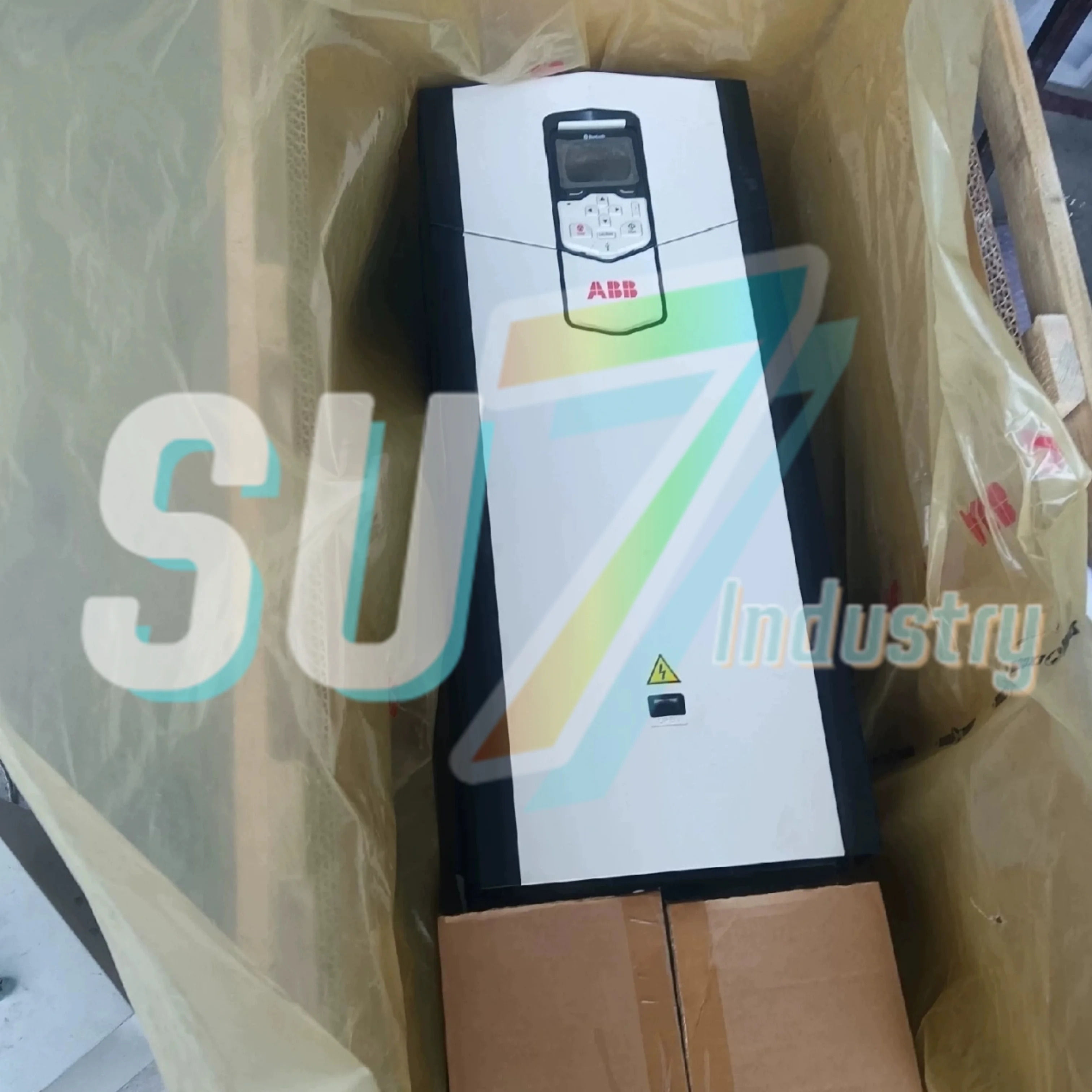 주파수 변환기 ACS880-01-246A-3 ACS880-01-293A-3