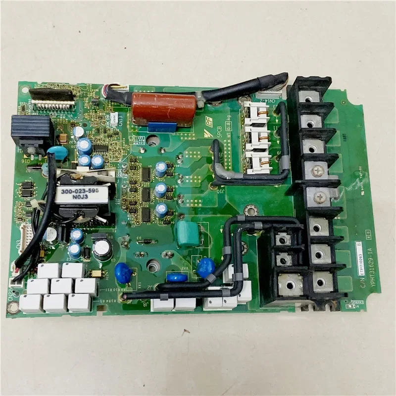 Yaskawa 메보드 YPHT31629-1A 전원 드라이버 V1000 주파수 컨버터 11-15KW ETP710263
