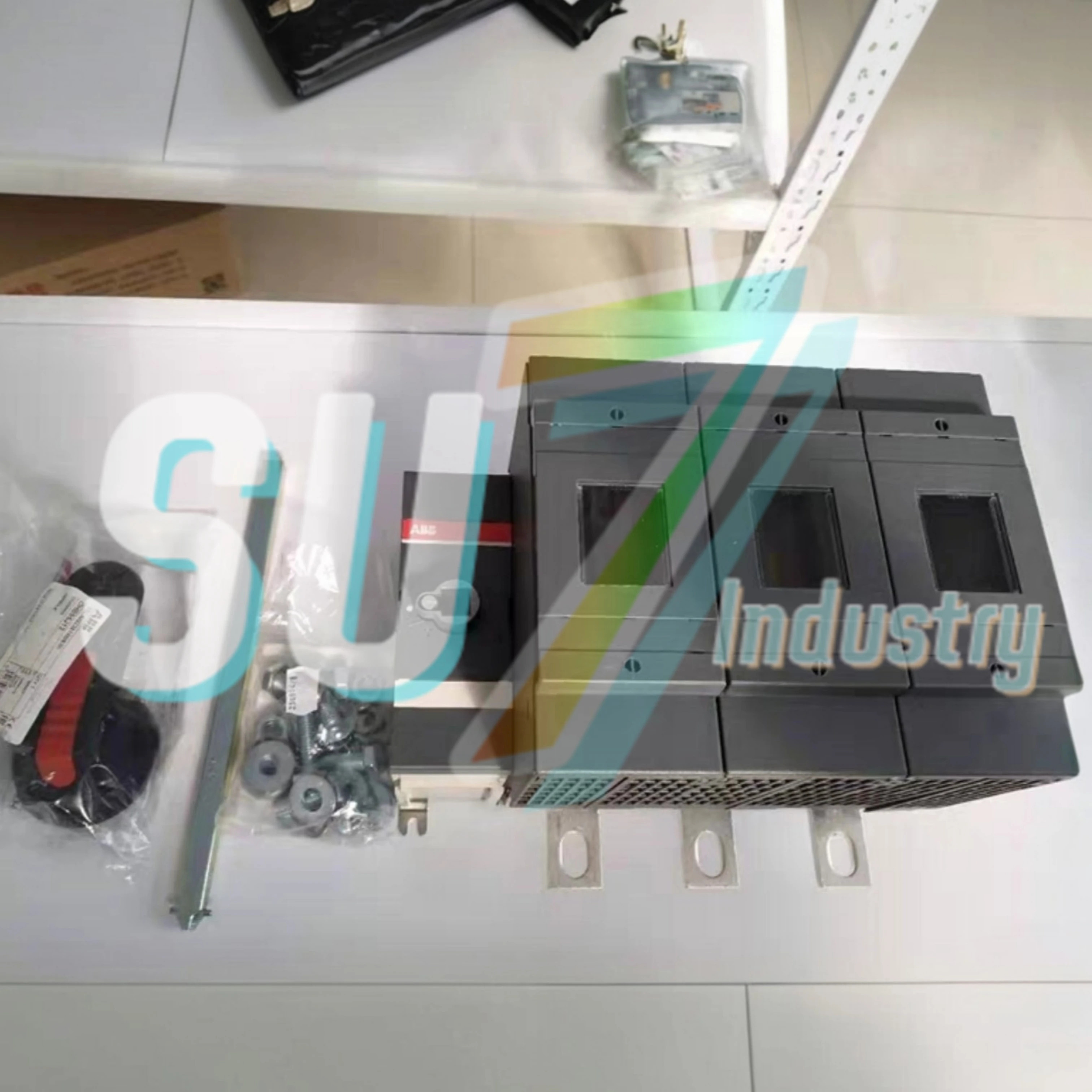 절연 스위치 퓨즈 어셈블리 원본 OS125GD03P 1SCA115639R1001 OS125GD12P 1SCA115641R1001