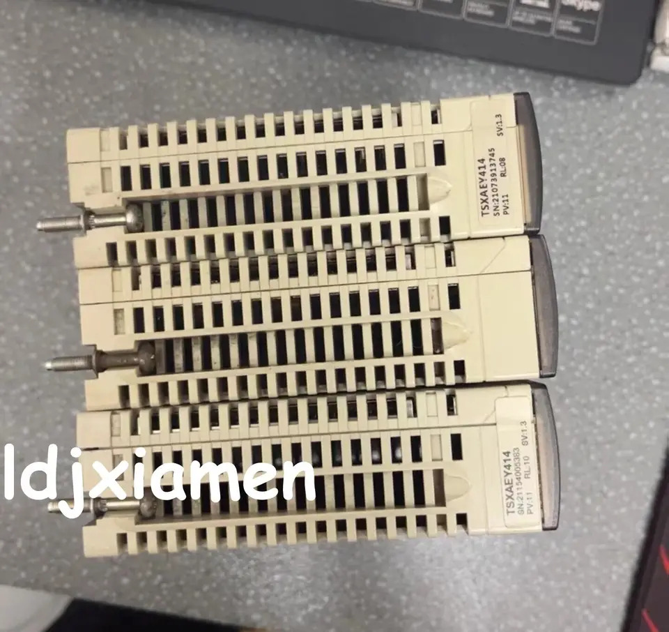 리퍼 PLC 모듈 TSX-AEY-414 1 TSXAEY414 1PC