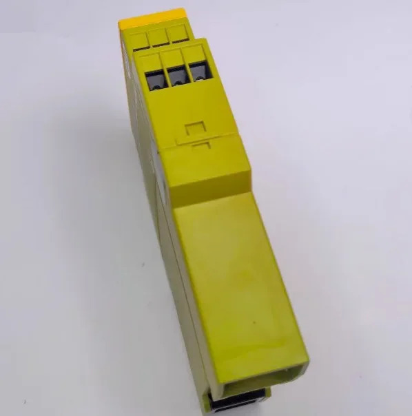 PILZ 독일 Pilz 안전 릴레이 PNOZ-X4 실드 기계 액세서리