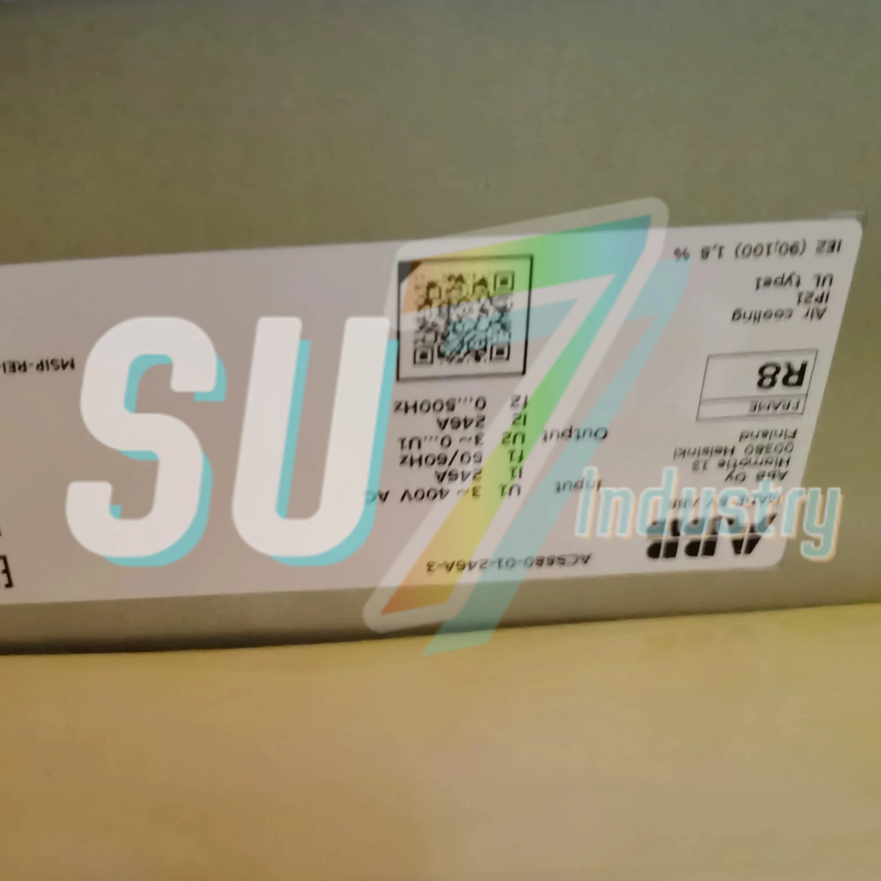 주파수 변환기 ACS880-01-246A-3 ACS880-01-293A-3