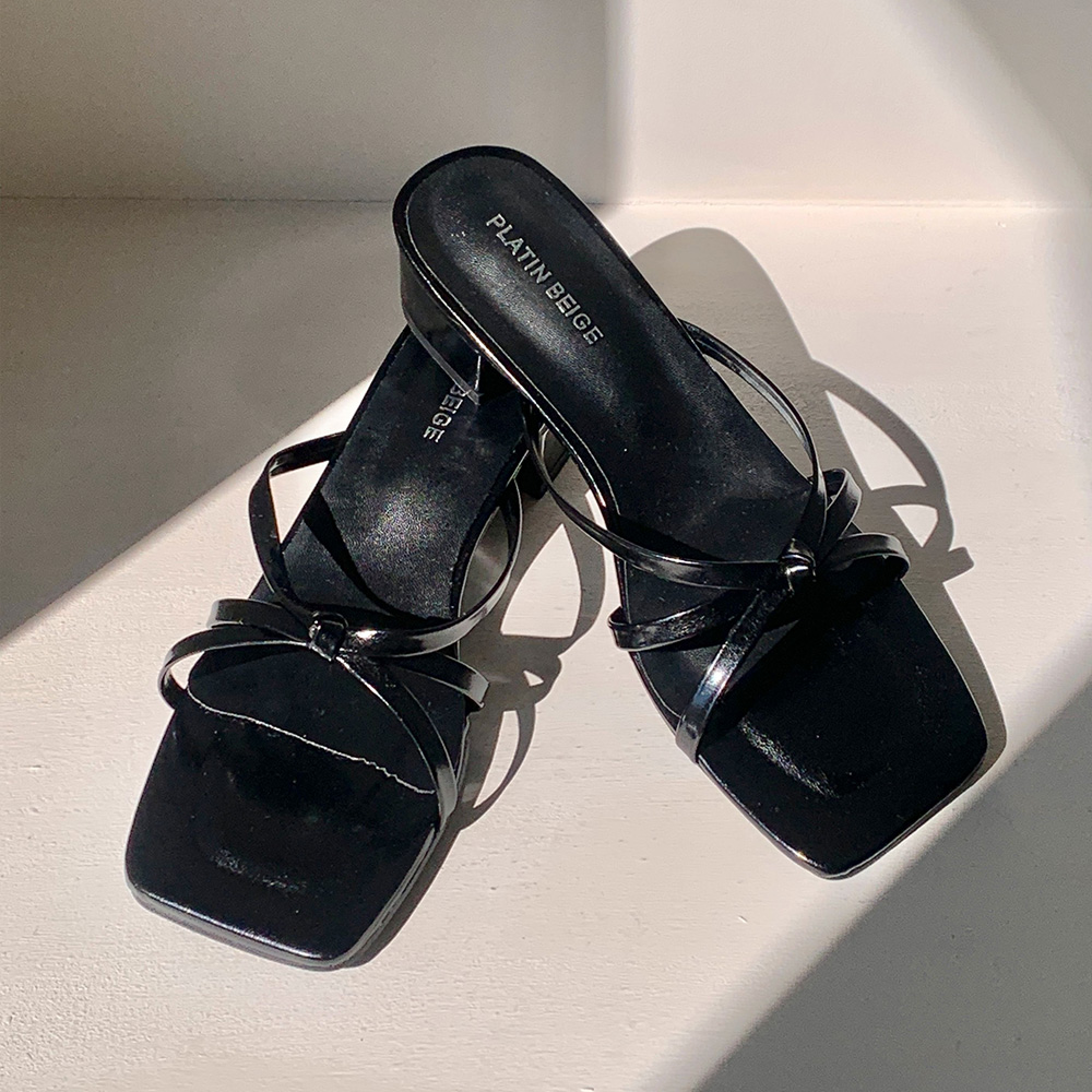 플라틴베이지 여성 스퀘어토 에나멜 스트랩 뮬 미들힐 샌들 여름 블록힐 슬리퍼 3.5cm - 상세 이미지 2