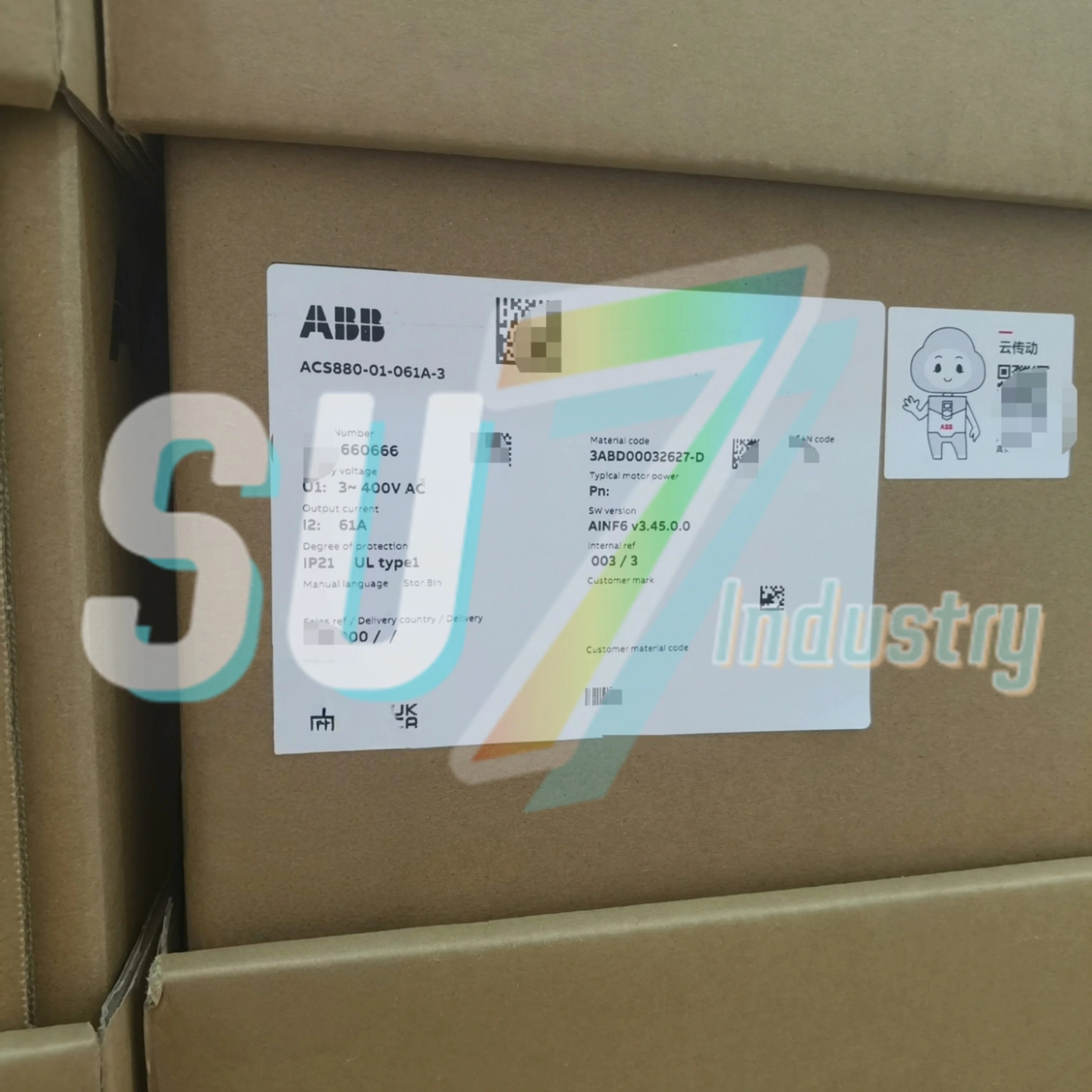 ACS880-01-045A-3 ACS880-01-061A-3 주파수 변환기 새