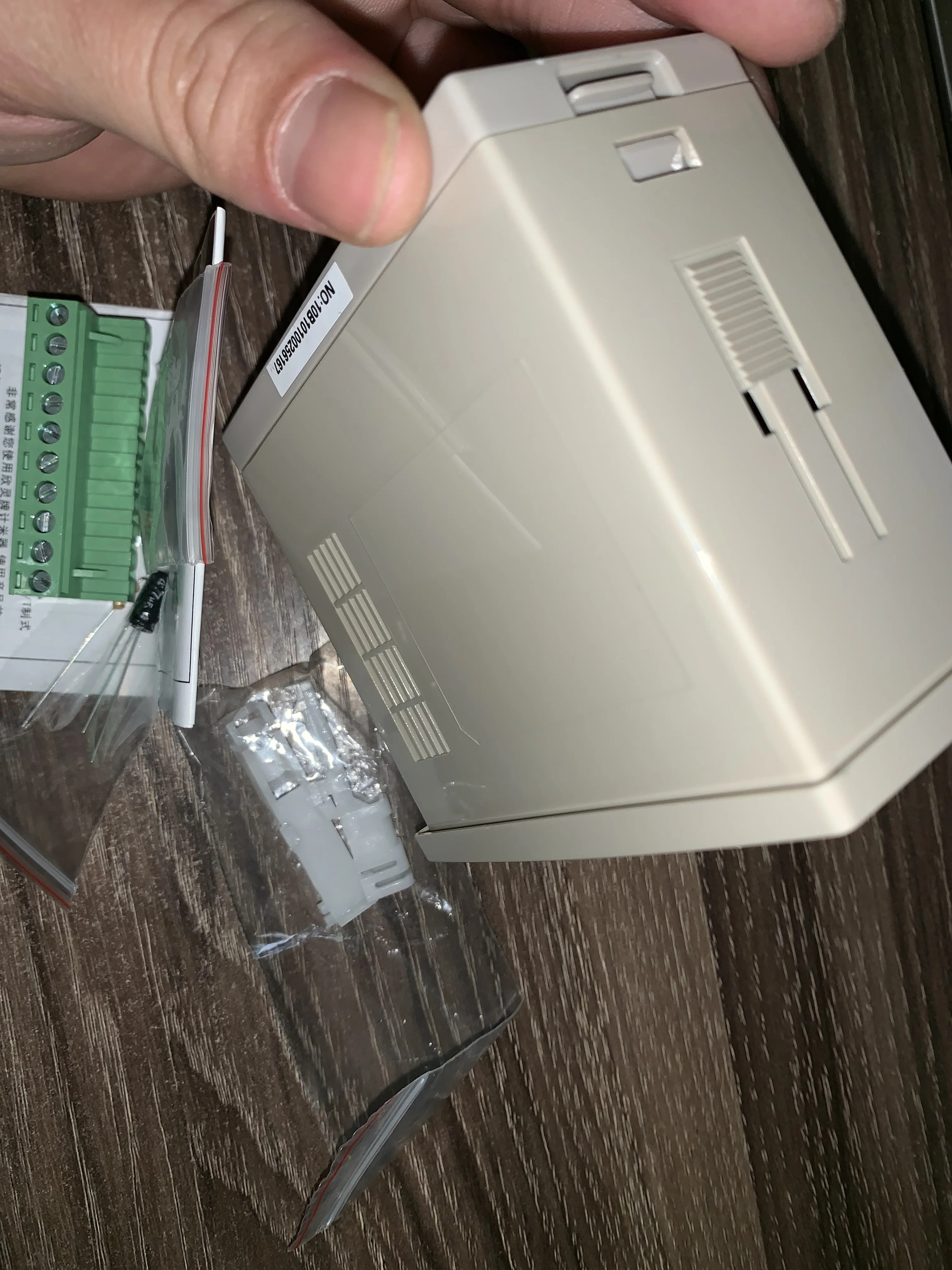 C-lin 8 가역 카운터/미터 HHM2-H 고속 카운팅 속도 AC 220V 디지털 디스플레이 N C F 시스템 5000 회/초