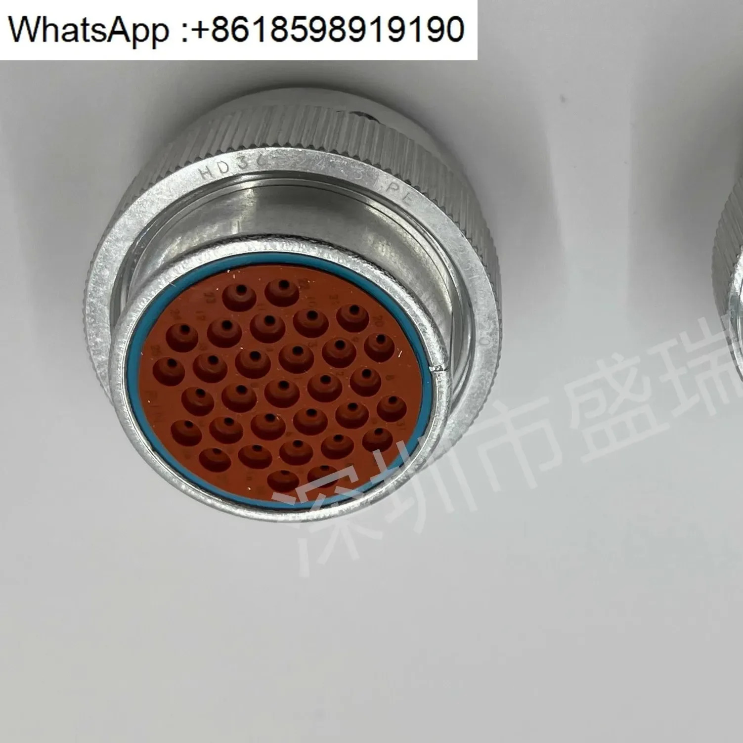 포장 공급 커넥터 HD36-24-31PE