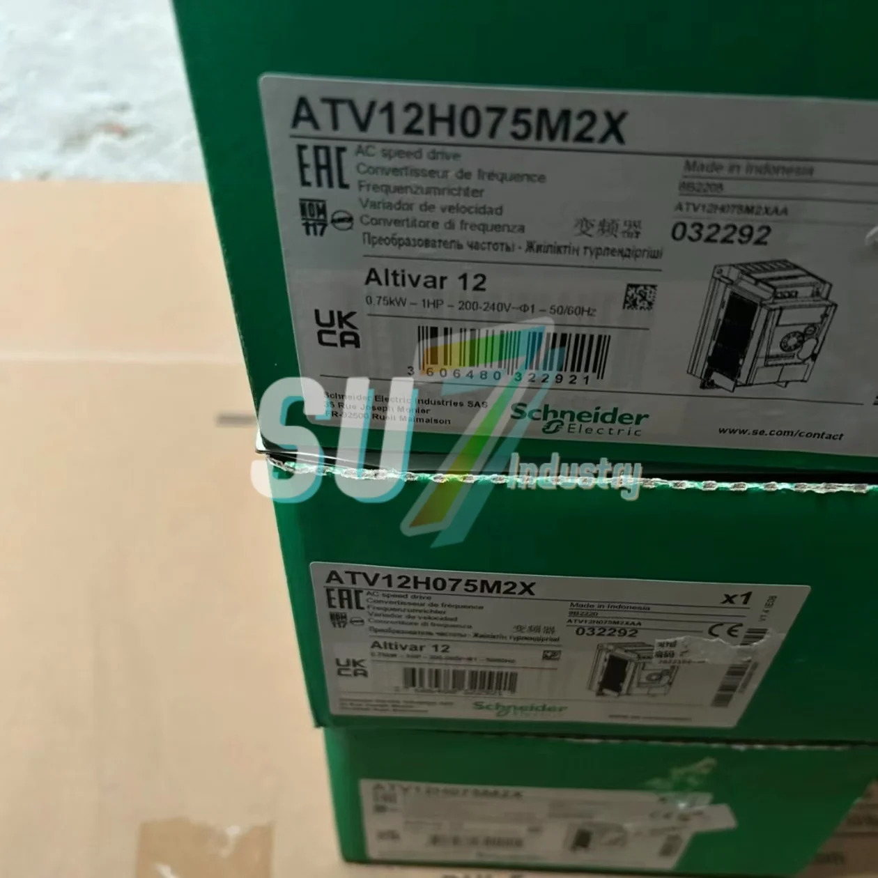 ATV12H075M2X ATV12H075M3 ATV12HU15M2 주파수 변환기 내 새