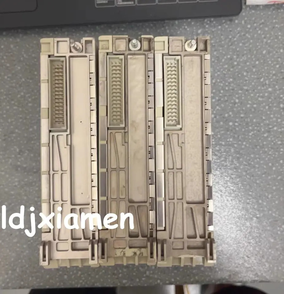 리퍼 PLC 모듈 TSX-AEY-414 1 TSXAEY414 1PC