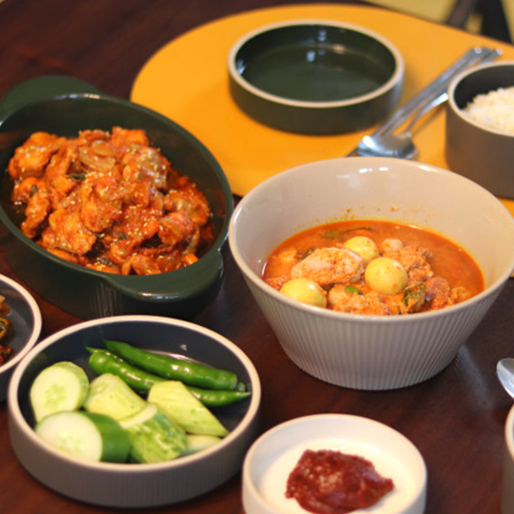 [추억의맛]얼큰한 닭내장탕 700g 2인분 전골 닭곱창 알집 야식 캠핑 이미지 7