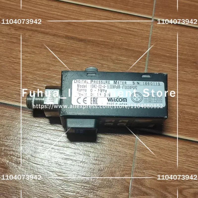 VALCOM 압력 표시기 VSW2-02-4-5.00MPaRR-VT005MPGR2 0 - 5MPa