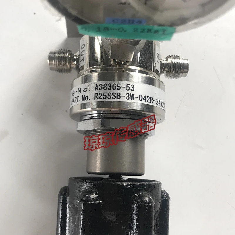 압력 조절 밸브 감압밸브 R25SSB-3W-042R-24M24M