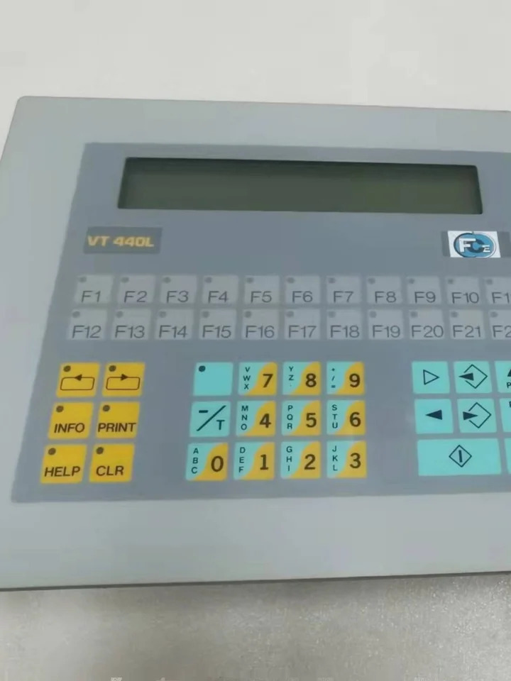 ESA 오리지널 포장 이탈리아 머신 인터페이스 VT440L VT44OL1SF000