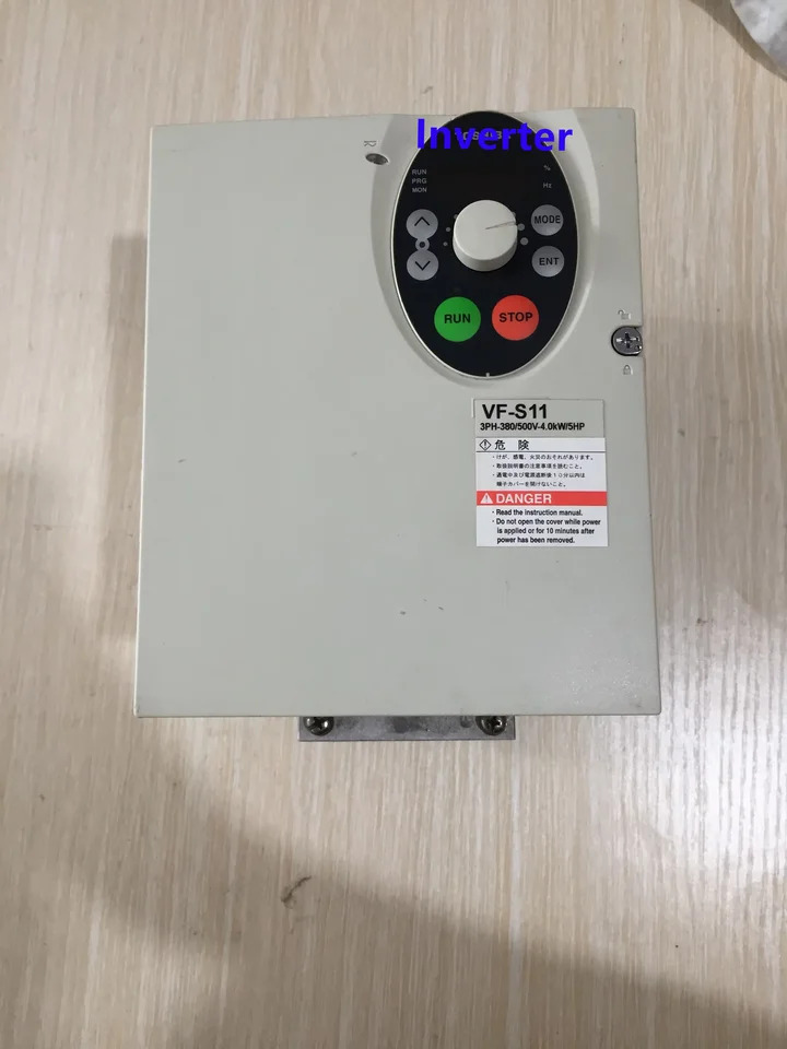 오리지널 인버터 VFS11-4037PL-WNR5