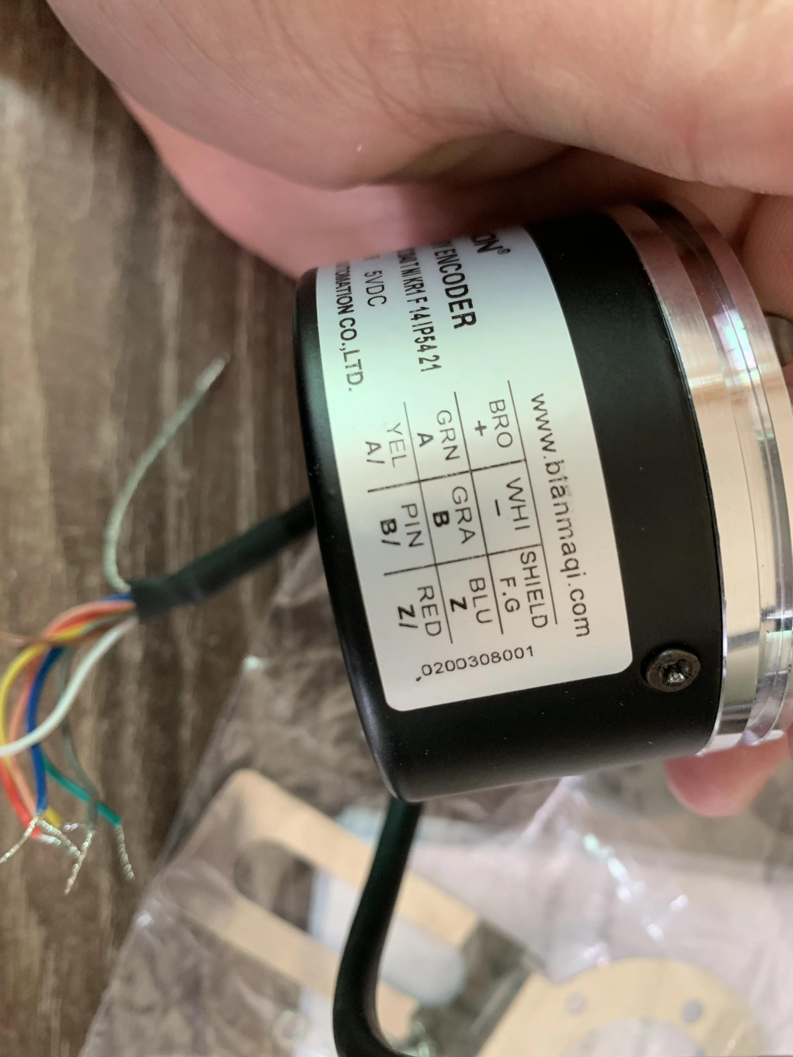 ITD 21 A4 Y82 2048 T NI KR1 F 14 IP54 로터리 인코더 H E