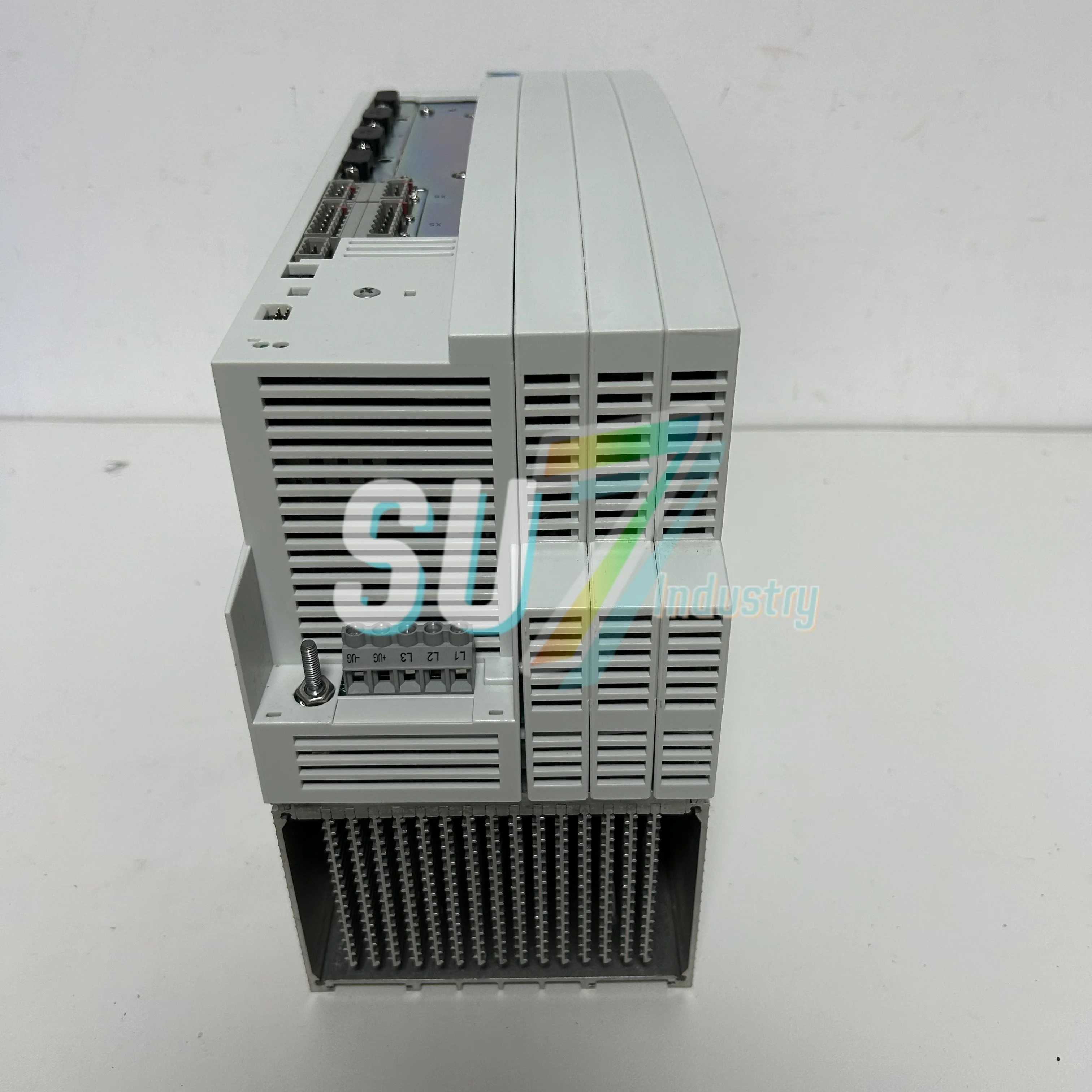 서보 드라이버 원본 EVS9325-ES EVS9325-EP EVF9325-EV EVS9325-ESV004 EVS9325-EK EVS9325-EPV004 EVS9325-EKV004