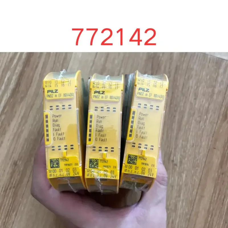 772142 안전 릴레이 PNOZ m EF 8DI4DO