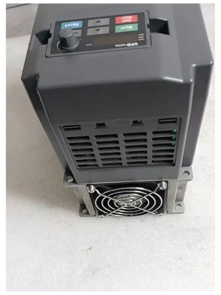 리퍼 VFD055CB43B-20 인버터 OK