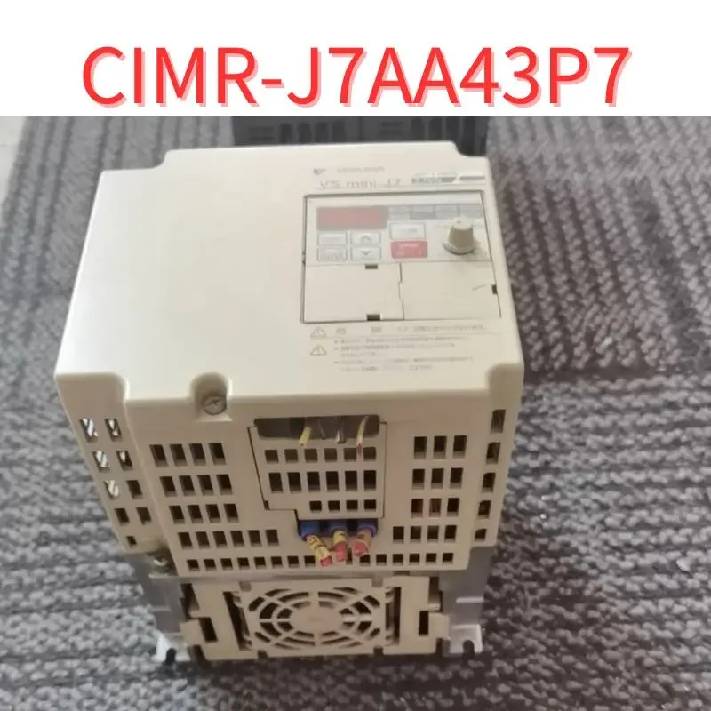 리퍼 인버터 CIMR-J7AA43P7 OK 3.7KW 380V