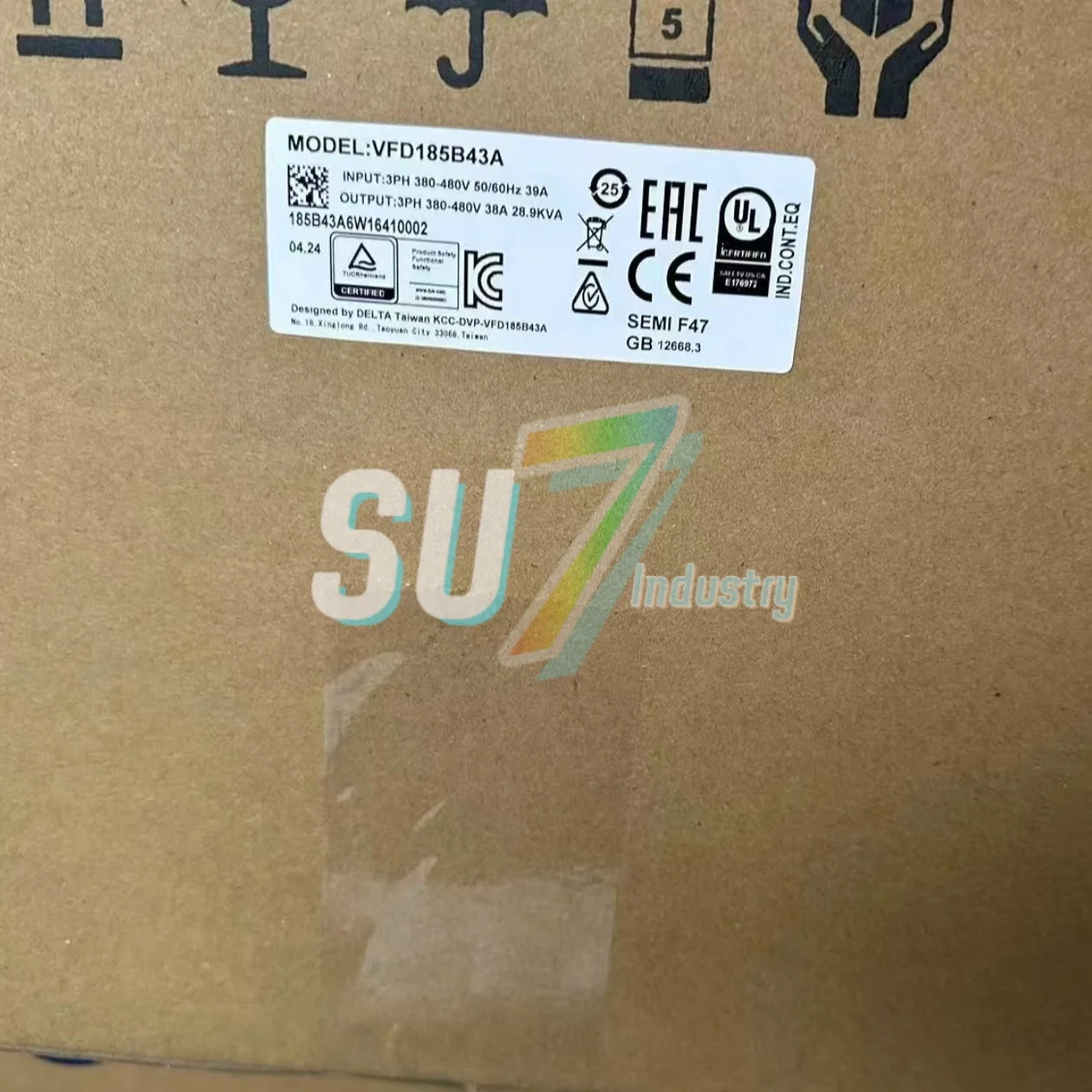 VFD185B43A 주파수 변환기 원본