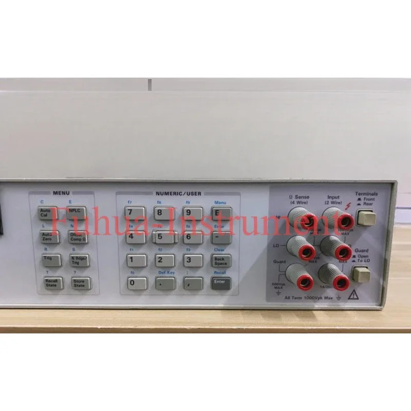 1 PC Keysight/Agilen 3458A 8 1/2 디지털 멀티미터옵션 001.002 포함