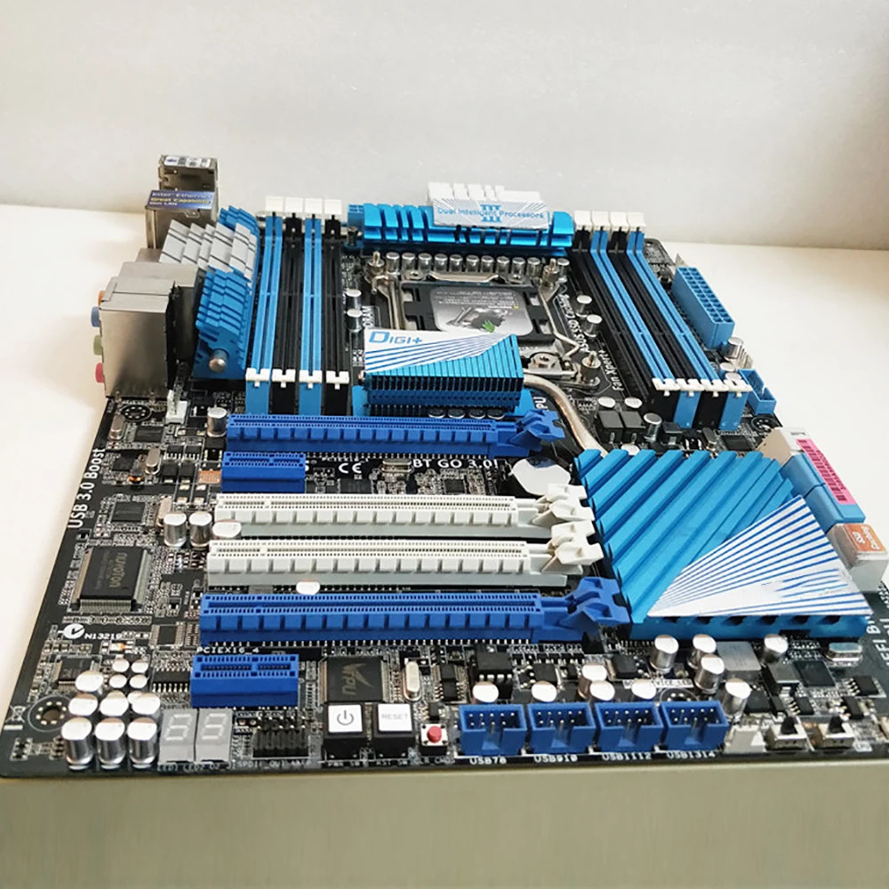 ASUS호환 워크스테이션마더보드 P9X79 DELUXE 지지대 i7 X79 LGA 2011 64GB DDR3 PCIE 3.0 메인보드