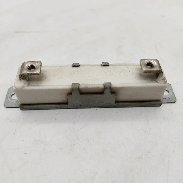 시멘트 저항기 4T014572-4 45W 20 J 20x20x92mm