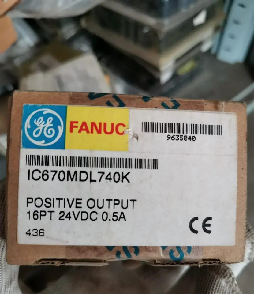 GE FANUC IC670MDL740K 포지티브 출력 16PT 24VDC 0.5A 개방형FE UPS 신