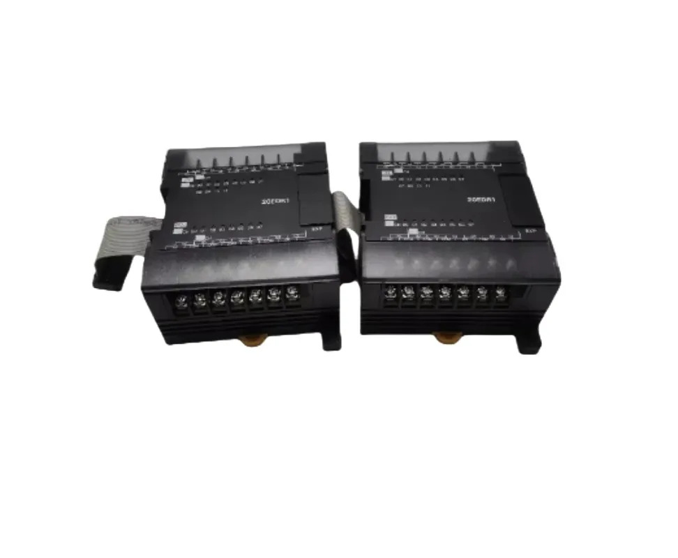 오리지널 Cp1w-16er Cp1w-20edr1 Cp1w-20edt Cp1w-20edt1 Cp1w-32et Cp1w-32et1